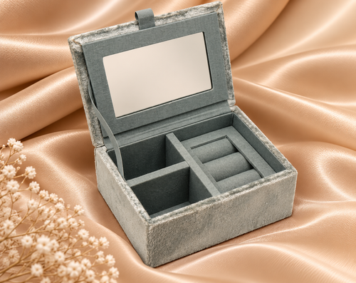 Green Velvet Highland Cow Jewellery Box with Mirror